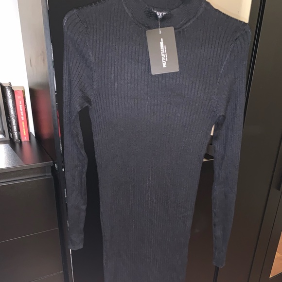Black ribbed long sleeve dress - Picture 1 of 3